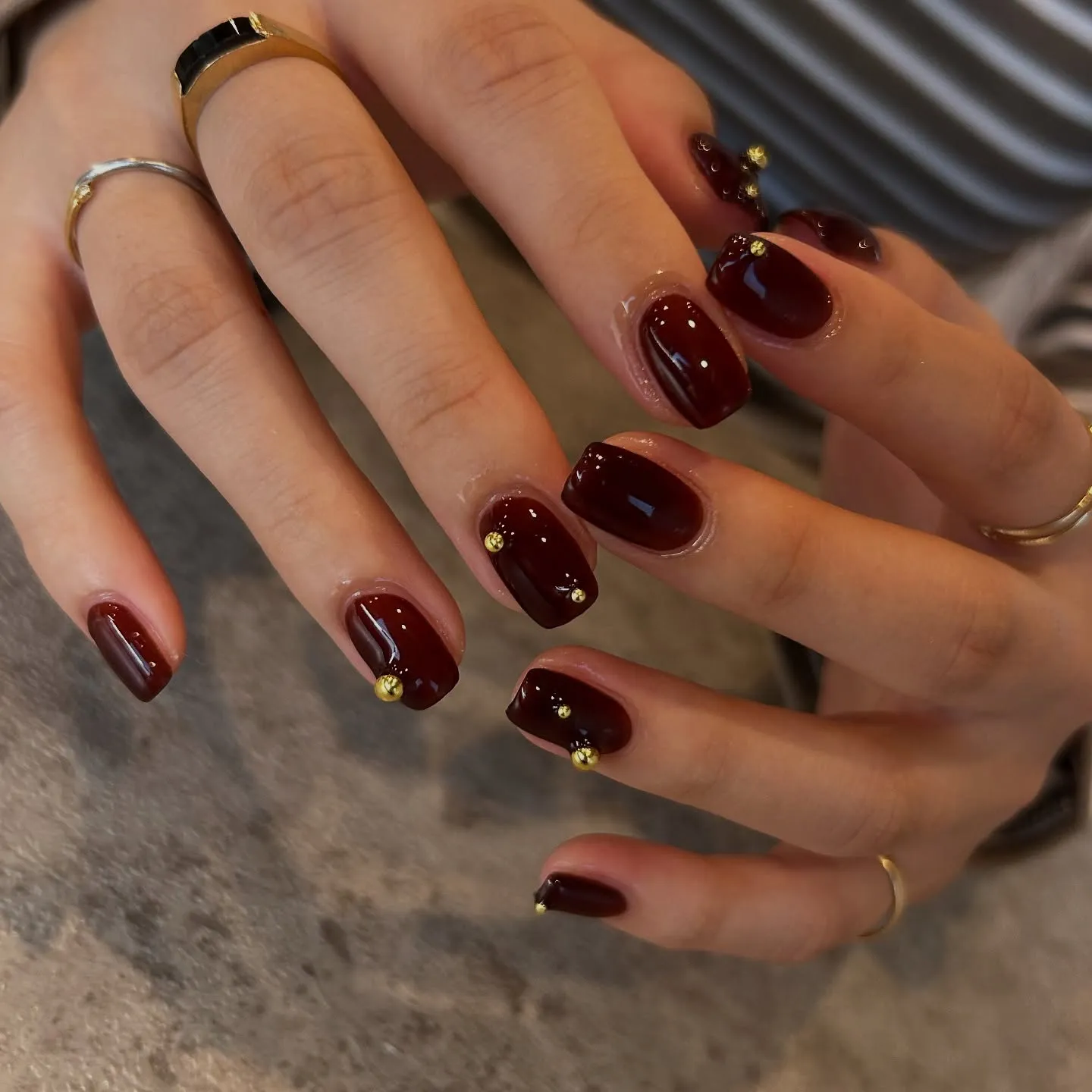 Bordeaux ✖︎ gold