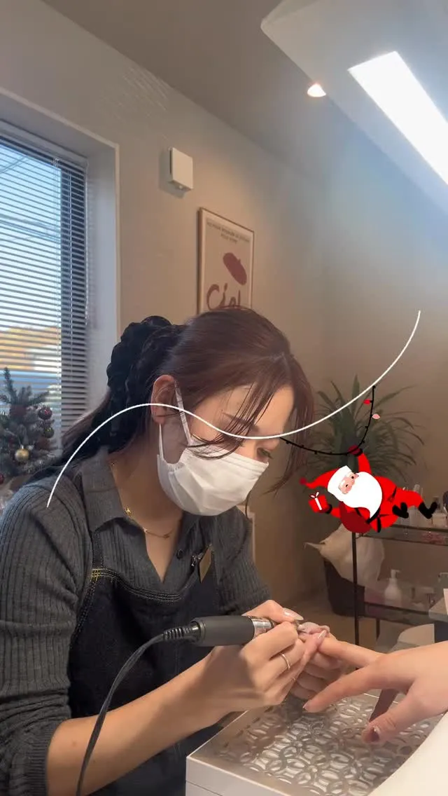 クリスマス気分なお客様が増えてきた最近、、🎄✨